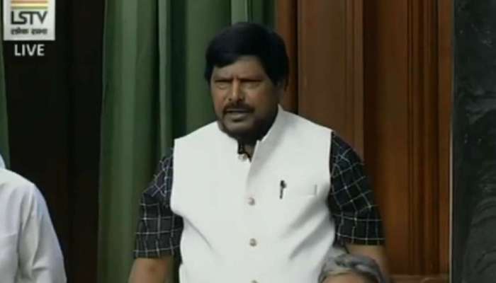 அதிர்ஷ்ட காற்று எந்த வழியில் வீசுகிறது என்பதை நான் கண்டேன்: அத்வாலே அதிர்ஷ்ட காற்று எந்த வழியில் வீசுகிறது என்பதை நான் கண்டேன்: அத்வாலே