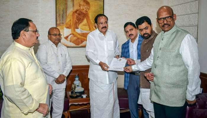 தெலுங்கு தேசம் கட்சி மாநிலங்களவை MP-கள் நான்கு பேர் BJP-ல் இணைவு... தெலுங்கு தேசம் கட்சி மாநிலங்களவை MP-கள் நான்கு பேர் BJP-ல் இணைவு...