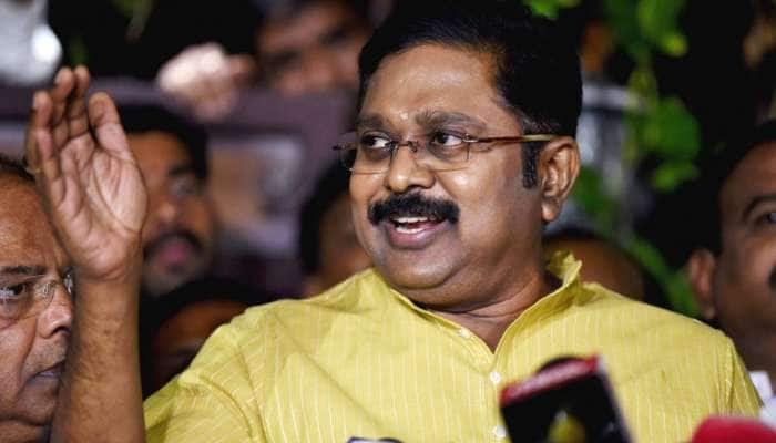 ‘நிர்வாகிகள் வைத்துதான் கட்சி இருக்கிறதா?’- டிடிவி தினகரன் ‘நிர்வாகிகள் வைத்துதான் கட்சி இருக்கிறதா?’- டிடிவி தினகரன்