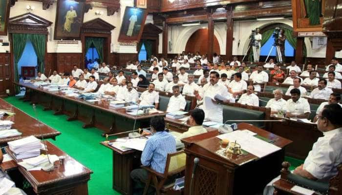 தமிழகத்தில் புதிதாக 3 அரசு சட்டக்கல்லூரிகள்: பேரவையில் EPS அறிவிப்பு!! தமிழகத்தில் புதிதாக 3 அரசு சட்டக்கல்லூரிகள்: பேரவையில் EPS அறிவிப்பு!!