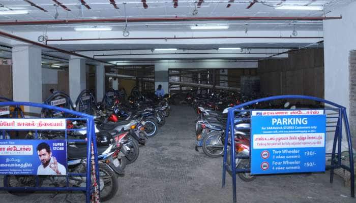 மால்களில் இனி பார்க்கிங் கட்டணம் வசூலிக்கக் கூடாது... மால்களில் இனி பார்க்கிங் கட்டணம் வசூலிக்கக் கூடாது...