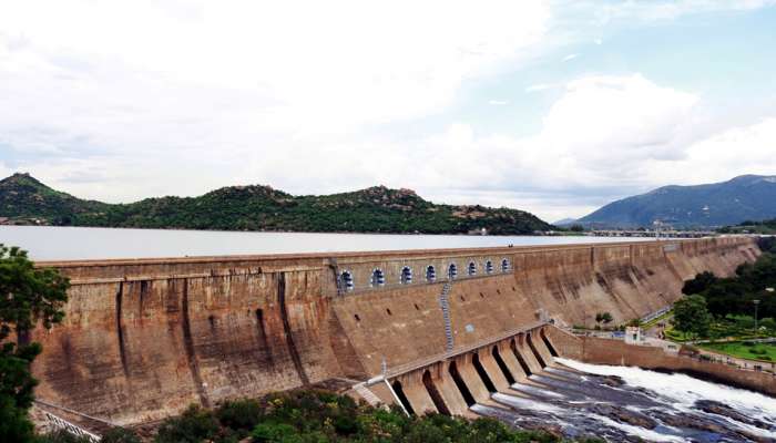 மேட்டூர் அணைக்கு வரும் நீரின் அளவு மீண்டும் அதிகரிப்பு! மேட்டூர் அணைக்கு வரும் நீரின் அளவு மீண்டும் அதிகரிப்பு!