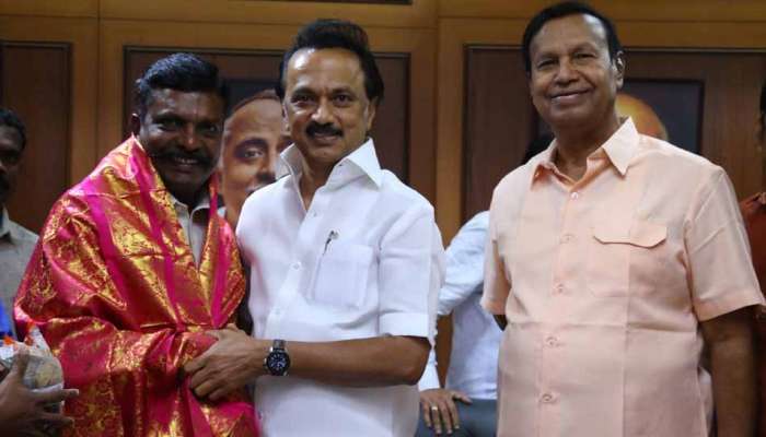 திருமாவளவன் 57வது பிறந்தநாளை முன்னிட்டு மு.க.ஸ்டாலின் வாழ்த்து... திருமாவளவன் 57வது பிறந்தநாளை முன்னிட்டு மு.க.ஸ்டாலின் வாழ்த்து...