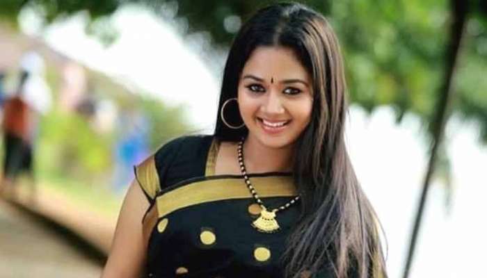 புற்றுநோய் சிகிச்சைக்காக வைத்திருந்த பணத்தை நிவாரணநிதியாக வழங்கிய நடிகை.. புற்றுநோய் சிகிச்சைக்காக வைத்திருந்த பணத்தை நிவாரணநிதியாக வழங்கிய நடிகை..