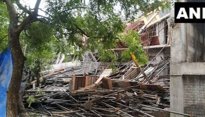 கோவை தொழில்நுட்பக் கல்லூரி வளாகத்தில் கட்டிடம் விழுந்ததில் 3 பேர் காயம் கோவை தொழில்நுட்பக் கல்லூரி வளாகத்தில் கட்டிடம் விழுந்ததில் 3 பேர் காயம்