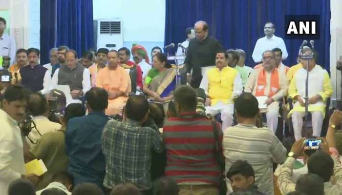 UP அமைச்சரவை விரிவாக்கம்; 23 MLA-கள் அமைச்சர்களாக பதவியேற்பு! UP அமைச்சரவை விரிவாக்கம்; 23 MLA-கள் அமைச்சர்களாக பதவியேற்பு!