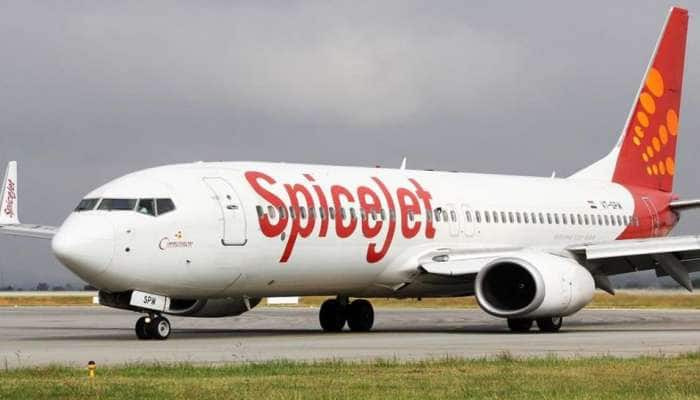 SpiceJet-ன் அதிரடி சலுகை; விமான டிக்கெட் விலை ₹1299 மட்டும்! title=