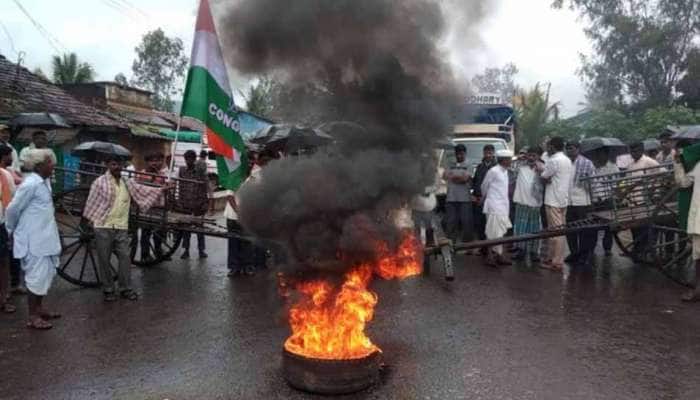 காங்கிரஸ் தலைவர் சிவகுமார் கைது; வன்முறையாக மாறும் போராட்டம்..! காங்கிரஸ் தலைவர் சிவகுமார் கைது; வன்முறையாக மாறும் போராட்டம்..!