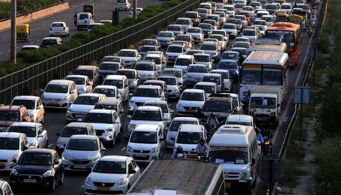 புதிய மோட்டார் வாகன சட்டம்: ராஜஸ்தான் லாரி ஓட்டுனருக்கு ₹.1 லட்சம் அபராதம்! புதிய மோட்டார் வாகன சட்டம்: ராஜஸ்தான் லாரி ஓட்டுனருக்கு ₹.1 லட்சம் அபராதம்!