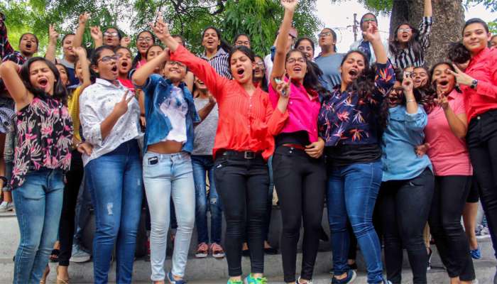 வெளி மாநில மாணவர்களுக்கு உதவித்தொகை வழங்க CBI ஒப்புதல்! வெளி மாநில மாணவர்களுக்கு உதவித்தொகை வழங்க CBI ஒப்புதல்!