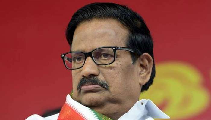 இடைத்தேர்தலில் அதிமுக-வினர் சட்டவிரோத செயல்களில் ஈடுபடுவதாக கே.எஸ். அழகிரி குற்றச்சாட்டு இடைத்தேர்தலில் அதிமுக-வினர் சட்டவிரோத செயல்களில் ஈடுபடுவதாக கே.எஸ். அழகிரி குற்றச்சாட்டு