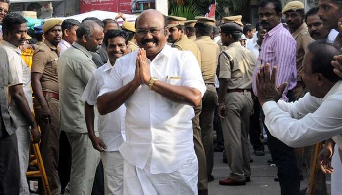 அதர்மத்தை தோற்கடித்து தர்மம் வென்றுள்ளது -அமைச்சர் ஜெயக்குமார்! அதர்மத்தை தோற்கடித்து தர்மம் வென்றுள்ளது -அமைச்சர் ஜெயக்குமார்!