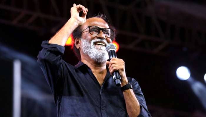 கௌரவ விருது வழங்கிய மத்திய அரசுக்கு நன்றி தெரிவித்த ரஜினிகாந்த்..! கௌரவ விருது வழங்கிய மத்திய அரசுக்கு நன்றி தெரிவித்த ரஜினிகாந்த்..!