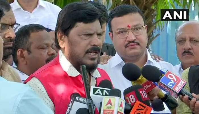 ஜீரோ அனுபவமுடைய CM ஆதித்யா எங்களுக்கு அவமானமாக இருப்பார்: அதவாலே ஜீரோ அனுபவமுடைய CM ஆதித்யா எங்களுக்கு அவமானமாக இருப்பார்: அதவாலே