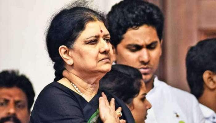 ஜெ., உதவியாளர் சசிகலாவின் ₹.1600 கோடி மதிப்புள்ள சொத்துகள் முடக்கம் ஜெ., உதவியாளர் சசிகலாவின் ₹.1600 கோடி மதிப்புள்ள சொத்துகள் முடக்கம்
