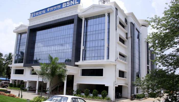 Jio, Airtel-க்கு போட்டியாக புதிய திட்டத்துடன் களமிறங்கும் BSNL! Jio, Airtel-க்கு போட்டியாக புதிய திட்டத்துடன் களமிறங்கும் BSNL!