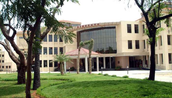 IIT நுழைவுத் தேர்வை தமிழிலும் நடத்த முன்வர வேண்டும் -இராமதாசு!