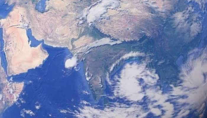 ஒடிசா கடற்கரையில் பேரழிவை ஏற்படுத்திய புல்புல் சூறாவளி; உயிர் சேதம் குறித்து தகவல் இல்லை ஒடிசா கடற்கரையில் பேரழிவை ஏற்படுத்திய புல்புல் சூறாவளி; உயிர் சேதம் குறித்து தகவல் இல்லை