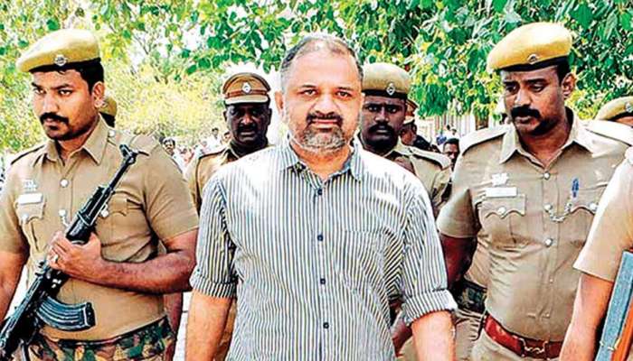 வேலூர் சிறையிலிருந்து 1 மாத பரோலில் வெளியே வந்தார் பேரறிவாளன்! வேலூர் சிறையிலிருந்து 1 மாத பரோலில் வெளியே வந்தார் பேரறிவாளன்!