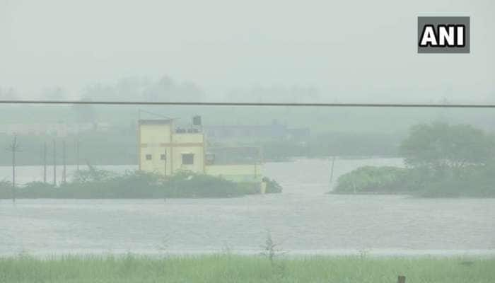 காவிரியில் இருந்து நீர்வரத்து அதிகரிப்பு; மீண்டும் நிரம்பும் மேட்டூர் அணை title=