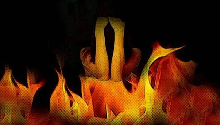 மீண்டும் ஒரு ஹைதராபாத் சம்பவம்; சிறுமியை கற்பழித்து தீயிட்டு கொளுத்திய கொடூரம்! மீண்டும் ஒரு ஹைதராபாத் சம்பவம்; சிறுமியை கற்பழித்து தீயிட்டு கொளுத்திய கொடூரம்!