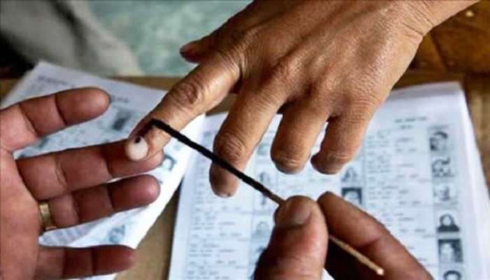 தமிழகத்தில் நாளை 2ம் கட்ட உள்ளாட்சி தேர்தலின் ஓட்டுப்பதிவு தமிழகத்தில் நாளை 2ம் கட்ட உள்ளாட்சி தேர்தலின் ஓட்டுப்பதிவு