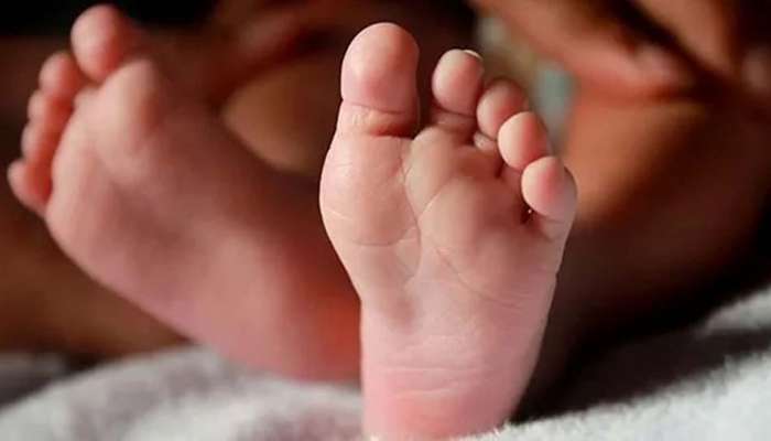 வயிற்று வலி என மருத்துவமனைக்கு சென்ற ஆணுக்கு பிறந்த குழந்தை..! வயிற்று வலி என மருத்துவமனைக்கு சென்ற ஆணுக்கு பிறந்த குழந்தை..!