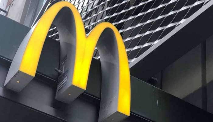 கொரோனா வைரஸ்: அனைத்து கிளைகளையும் McDonald&#039;s மூடுகிறது