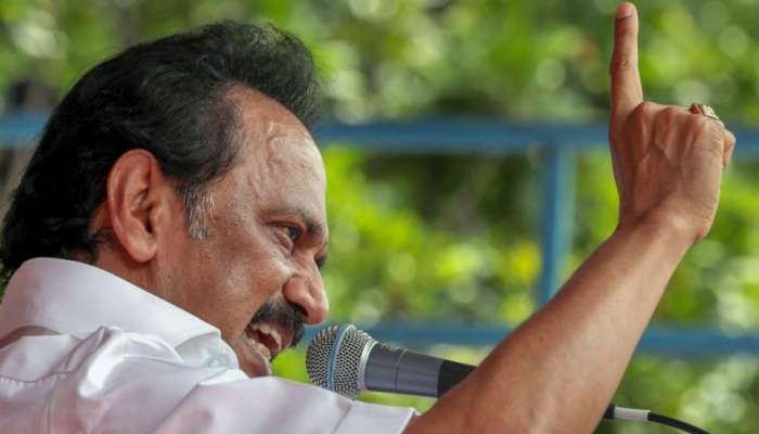 உங்கள் பசப்பு நாடகத்தை முடிக்கப் போகிறீர்களா? அல்லது தொடரப் போகிறீர்களா? ரஜினிக்கு ஸ்டாலின் கேள்வி உங்கள் பசப்பு நாடகத்தை முடிக்கப் போகிறீர்களா? அல்லது தொடரப் போகிறீர்களா? ரஜினிக்கு ஸ்டாலின் கேள்வி