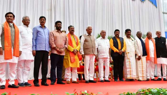 கர்நாடக அமைச்சரவை விரிவாக்கம்; 10 புதிய அமைச்சர்கள் பதவியேற்பு! கர்நாடக அமைச்சரவை விரிவாக்கம்; 10 புதிய அமைச்சர்கள் பதவியேற்பு!