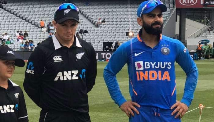 IND vs NZ 2வது ஒருநாள் போட்டி: டாஸ் வென்ற இந்திய அணி முதலில் பந்து வீச்சு தேர்வு title=