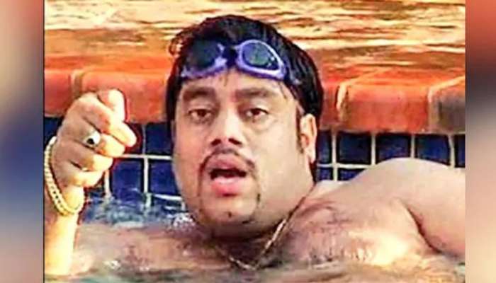 இந்தியாவிலிருந்து தப்பியோடிய டான் ரவி பூஜாரி தென்னாப்பிரிக்காவில் கைது!! இந்தியாவிலிருந்து தப்பியோடிய டான் ரவி பூஜாரி தென்னாப்பிரிக்காவில் கைது!!