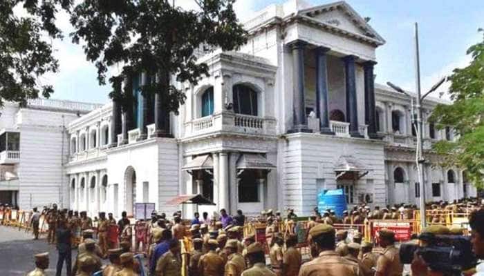 மேகதாதுவில் அணை கட்டும் பேச்சுக்கே இடமில்லை : TN Govt