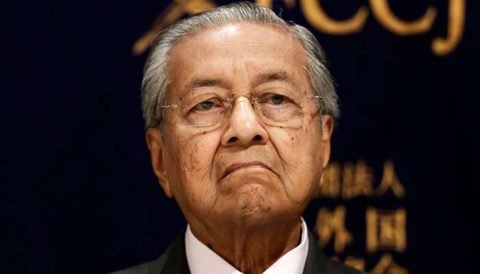 மலேசியாவின் பிரதமர் மகாதீர் முகமது தனது பதவியை ராஜினாமா செய்ய காரணம் என்ன? மலேசியாவின் பிரதமர் மகாதீர் முகமது தனது பதவியை ராஜினாமா செய்ய காரணம் என்ன?