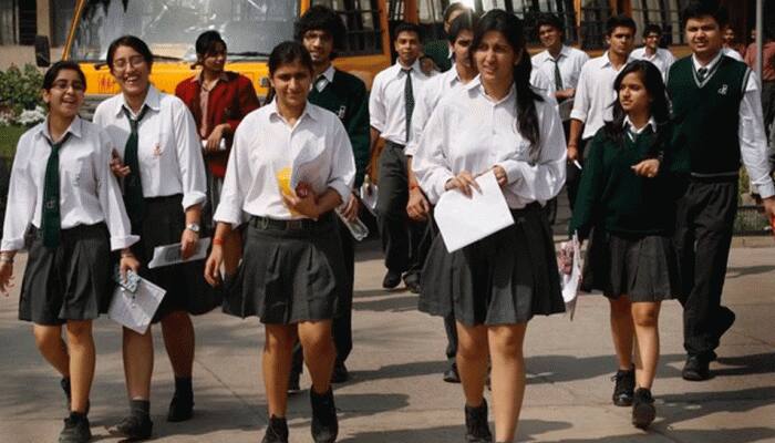 டெல்லி வன்முறை: வடகிழக்கு டெல்லியில் 10, 12 ஆம் வகுப்பு தேர்வுகள் ஒத்திவைப்பு டெல்லி வன்முறை: வடகிழக்கு டெல்லியில் 10, 12 ஆம் வகுப்பு தேர்வுகள் ஒத்திவைப்பு