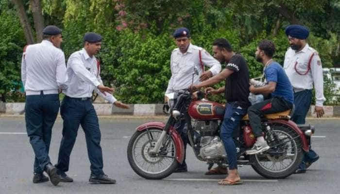 போக்குவரத்து துறையில் e-challan முறை அறிமுகம்; இனி ATM அட்டை கொண்டு Fine கட்டலாம்...