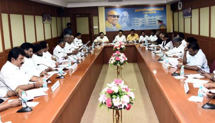 திமுக பொதுக்குழு கூட்டம் ஒத்திவைக்கப்பட்டதன் காரணம் என்ன? திமுக பொதுக்குழு கூட்டம் ஒத்திவைக்கப்பட்டதன் காரணம் என்ன?