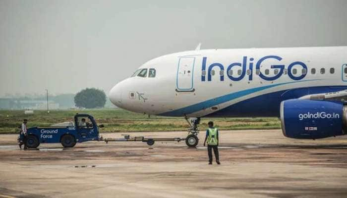 கொரோனா வைரஸ்: மூத்த ஊழியர்களின் சம்பளத்தை குறைக்கும் IndiGo..! title=