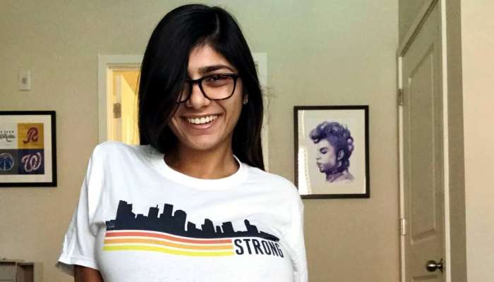 ஆபாச நடிகையுடன் தன்னை ஒப்பிட்டவருக்கு தக்க பதிலடி கொடுத்த யாஷிகா... ஆபாச நடிகையுடன் தன்னை ஒப்பிட்டவருக்கு தக்க பதிலடி கொடுத்த யாஷிகா...