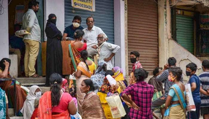 இந்தியாவில் அதிகாரிக்கும் கொரோனா... 60 வயதிற்குட்பட்ட 80% நோயாளிகள்!