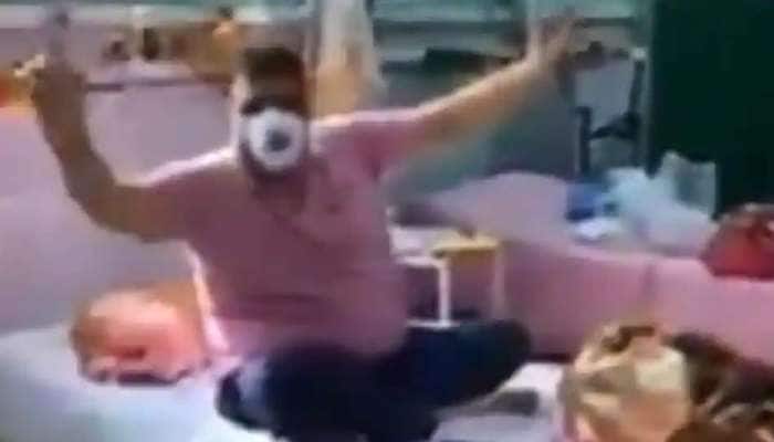 WATCH: பஞ்சாபி பாடலுக்கு சந்தோஷமாய் நடனமாடும் கொரோனா நோயாளி... WATCH: பஞ்சாபி பாடலுக்கு சந்தோஷமாய் நடனமாடும் கொரோனா நோயாளி...