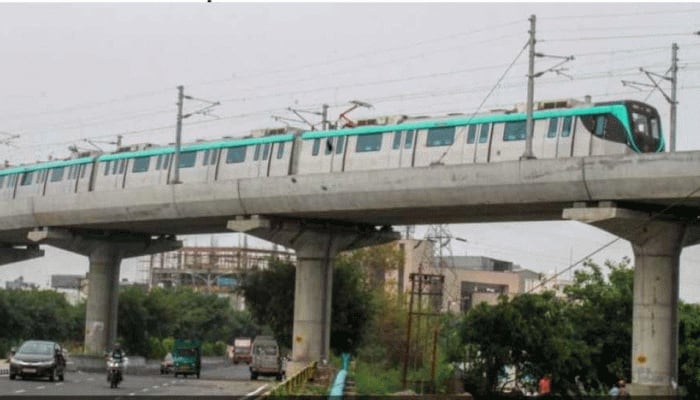 Delhi Metro: முகமூடிகள், ஆரோக்யா சேது இ-பாஸ் கட்டாயம்; காய்ச்சல் அறிகுறிகள் இருந்தால் நுழைவு இல்லை