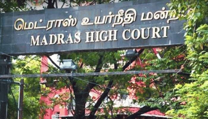 தமிழகத்தில் பொதுத்தேர்வை தள்ளிவைக்க உத்தரவிட வேண்டும்: HC-ல் பொதுநல வழக்கு தமிழகத்தில் பொதுத்தேர்வை தள்ளிவைக்க உத்தரவிட வேண்டும்: HC-ல் பொதுநல வழக்கு