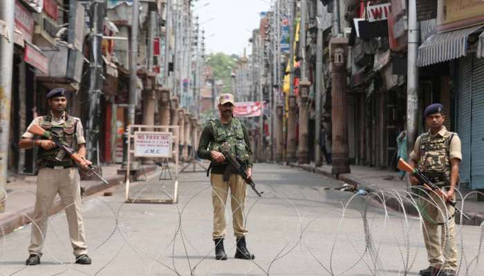 J&amp;K தோடாவில் பயங்கரவாதி ஒருவர் பாதுகாப்பு படையினரால் சுட்டுக்கொலை... 