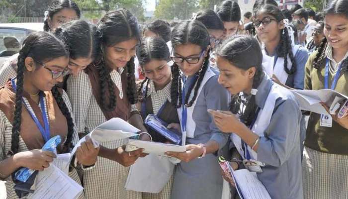 நாடு முழுவதிலும் உள்ள 15,000 மையங்களில் CBSE 10th, +2 தேர்வுகளை நடத்த முடிவு!! நாடு முழுவதிலும் உள்ள 15,000 மையங்களில் CBSE 10th, +2 தேர்வுகளை நடத்த முடிவு!!