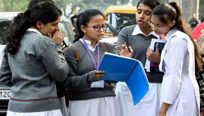 மீதமுள்ள 12-ம் வகுப்பு CBSE தேர்வுகள் ரத்தாகுமா? உச்சநீதிமன்றத்தை நாடிய பெற்றோர்கள்