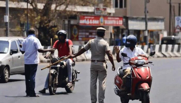 தமிழகத்தில் இன்று முதல் மாவட்டம் விட்டு மாவட்டம் செல்ல‘இ-பாஸ்’ கட்டாயம் தமிழகத்தில் இன்று முதல் மாவட்டம் விட்டு மாவட்டம் செல்ல‘இ-பாஸ்’ கட்டாயம்