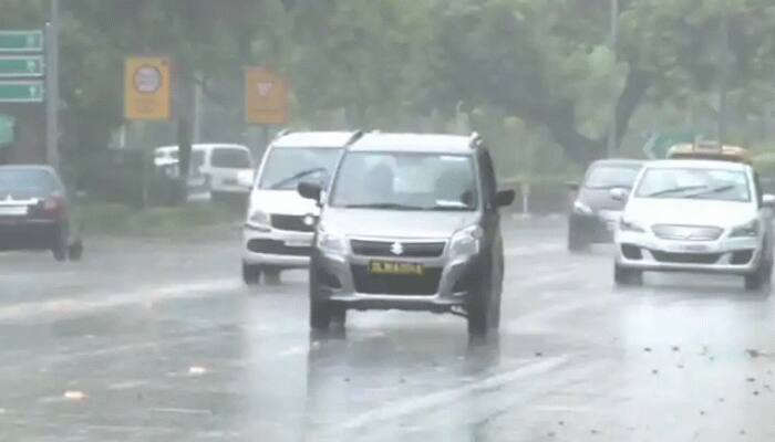 டெல்லியில் பருவமழை ஆரம்பம்; பல பகுதிகளில் கன மழை..... டெல்லியில் பருவமழை ஆரம்பம்; பல பகுதிகளில் கன மழை.....