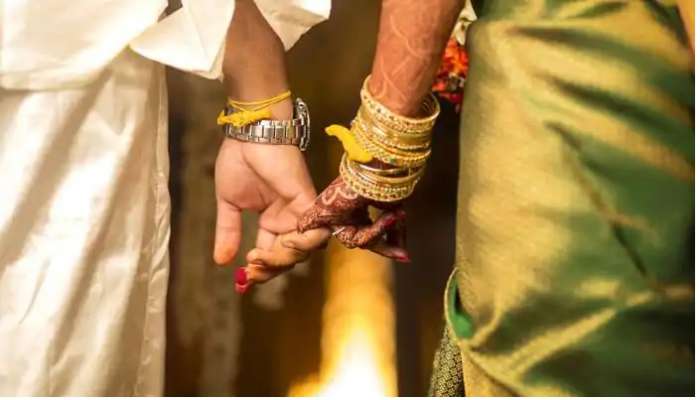 ஒரு பாலமும் ஐந்து திருமணங்களும்! கொரோனா கால புதுமைகள்!! ஒரு பாலமும் ஐந்து திருமணங்களும்! கொரோனா கால புதுமைகள்!!
