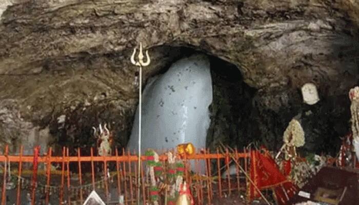 COVID-19 தொற்றுநோய்: அமர்நாத்தில் முதல் முறையாக நேரடியாக ஒளிபரப்பப்பட்ட ஆர்த்தி COVID-19 தொற்றுநோய்: அமர்நாத்தில் முதல் முறையாக நேரடியாக ஒளிபரப்பப்பட்ட ஆர்த்தி